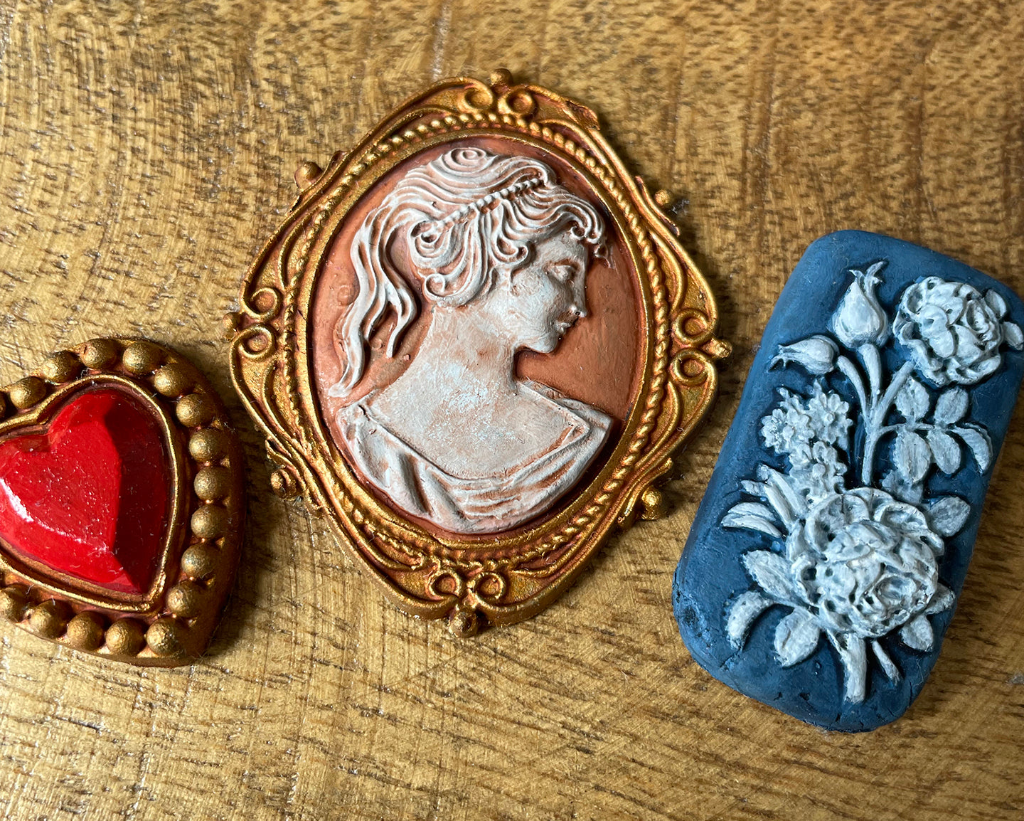 IOD Cameos Mould